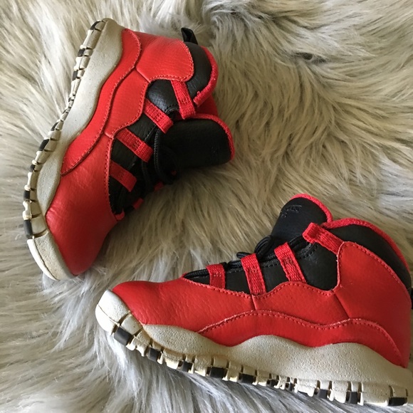 ❗️Toddler Boy Nike Air Jordan Retro 10 Shoes❗️ - Picture 4 of 5